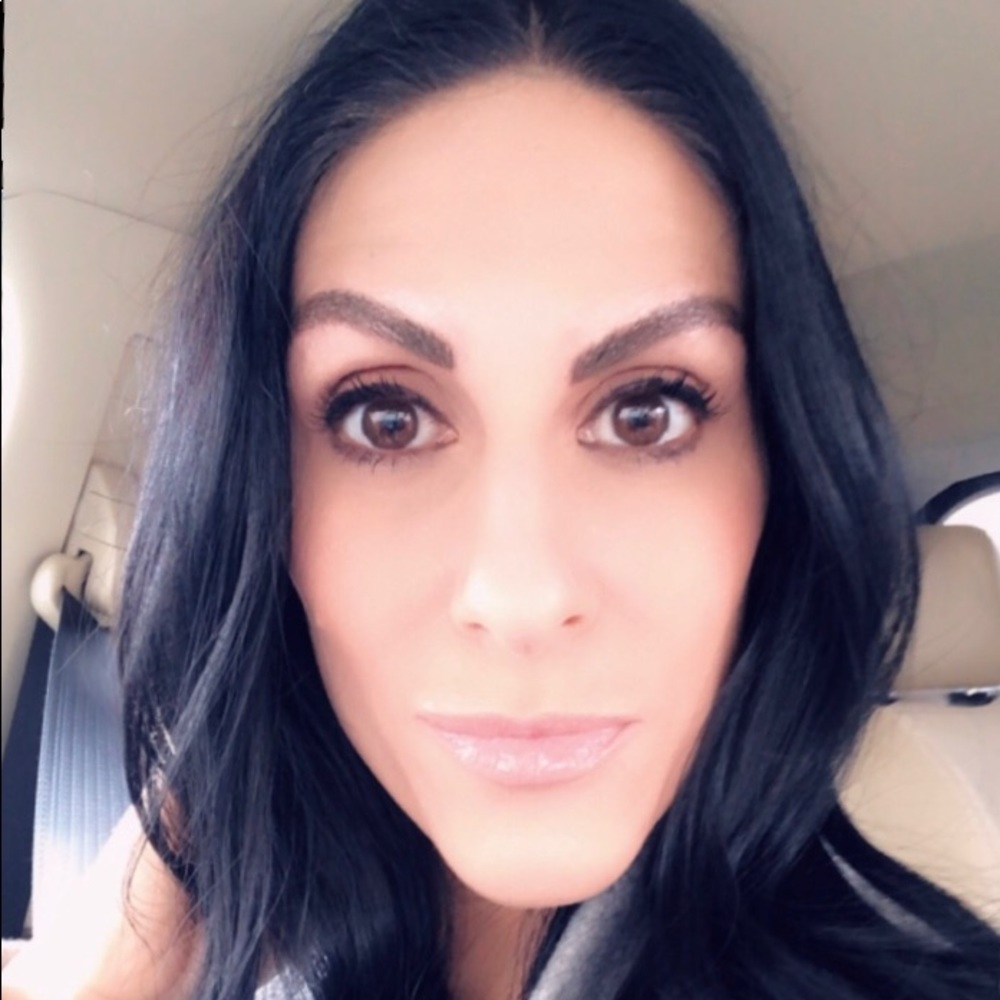 Meet your Posher, Nicolle